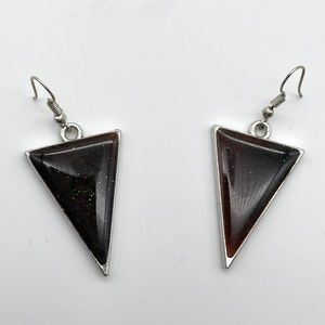 ⭐️ Black/Brown Triangle Earrings